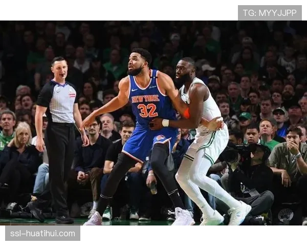 尼克斯21分逆转勇士 布伦森末节连得5分展现巨星接管能力 尼克斯21分逆转勇士 布伦森末节连得5分展现巨星接管能力