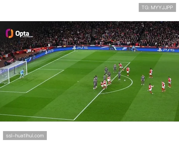 施塔赫利兹联中场贡献4记远射，定位球创造21次机会