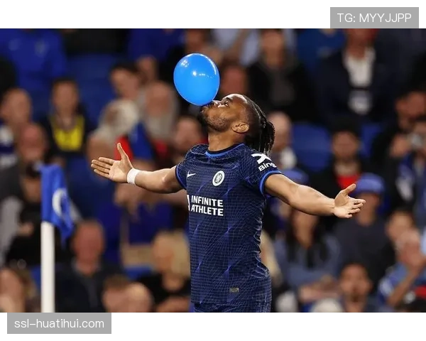 切尔西恩昆库帕尔默换位激活弱侧,机动性成制胜关键 切尔西恩昆库帕尔默换位激活弱侧,机动性成制胜关键